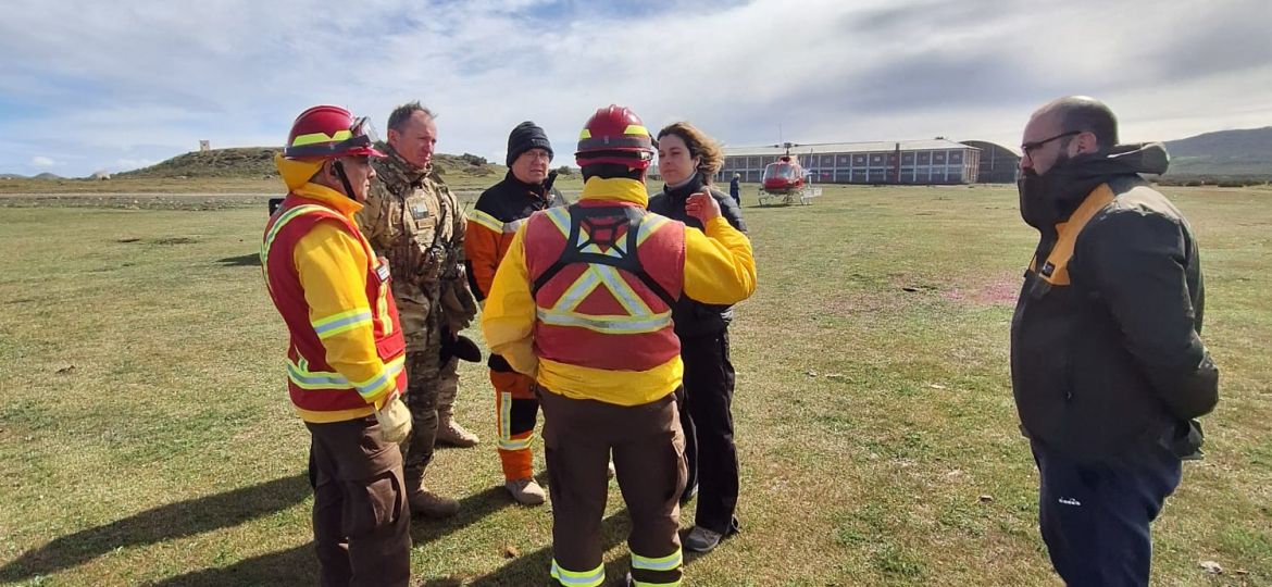 Helicóptero que ayudará en Tierra de Fuego - Foto: Delegación Presidencial